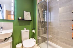 En-Suite- click for photo gallery